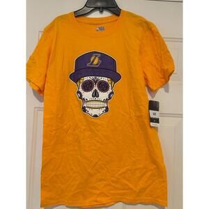 Men's Lakers size M t shirt new with tags #109